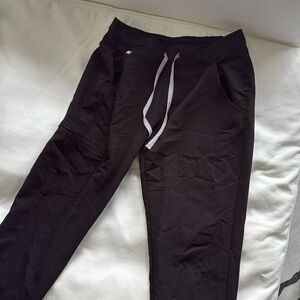 Figs, jogger, scrub pants